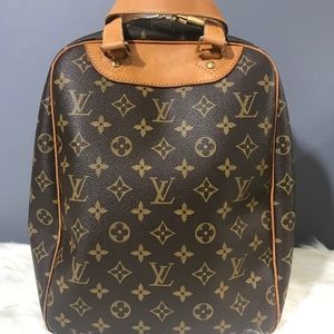 💥Sold🔥 Louis Vuitton Monogram  Excursion